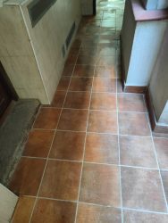 Reforma integral de alicatado suelo en Madrid - Reformas Pradena